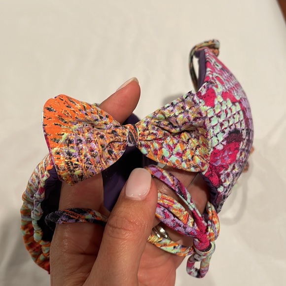 San Lorenzo bikini top size small - Picture 4 of 5